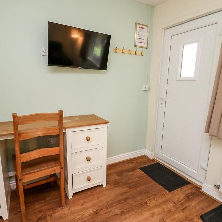 Primrose Cottage 兰德林多德威尔斯 外观 照片