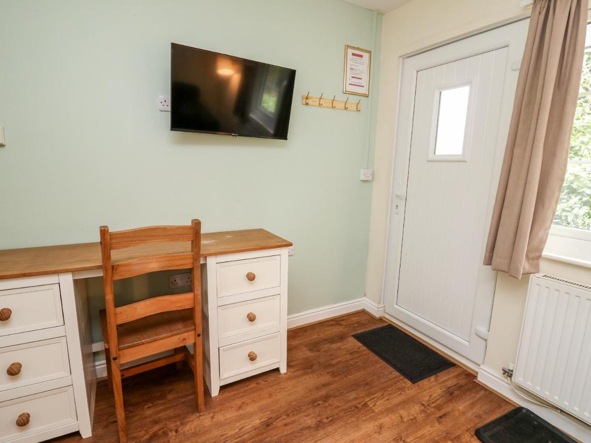 Primrose Cottage 兰德林多德威尔斯 外观 照片