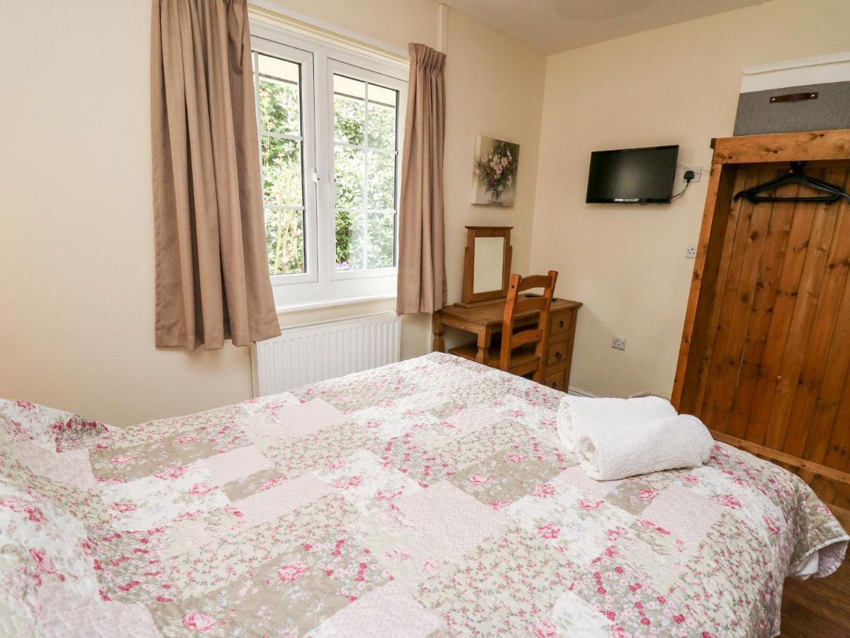 Primrose Cottage 兰德林多德威尔斯 外观 照片