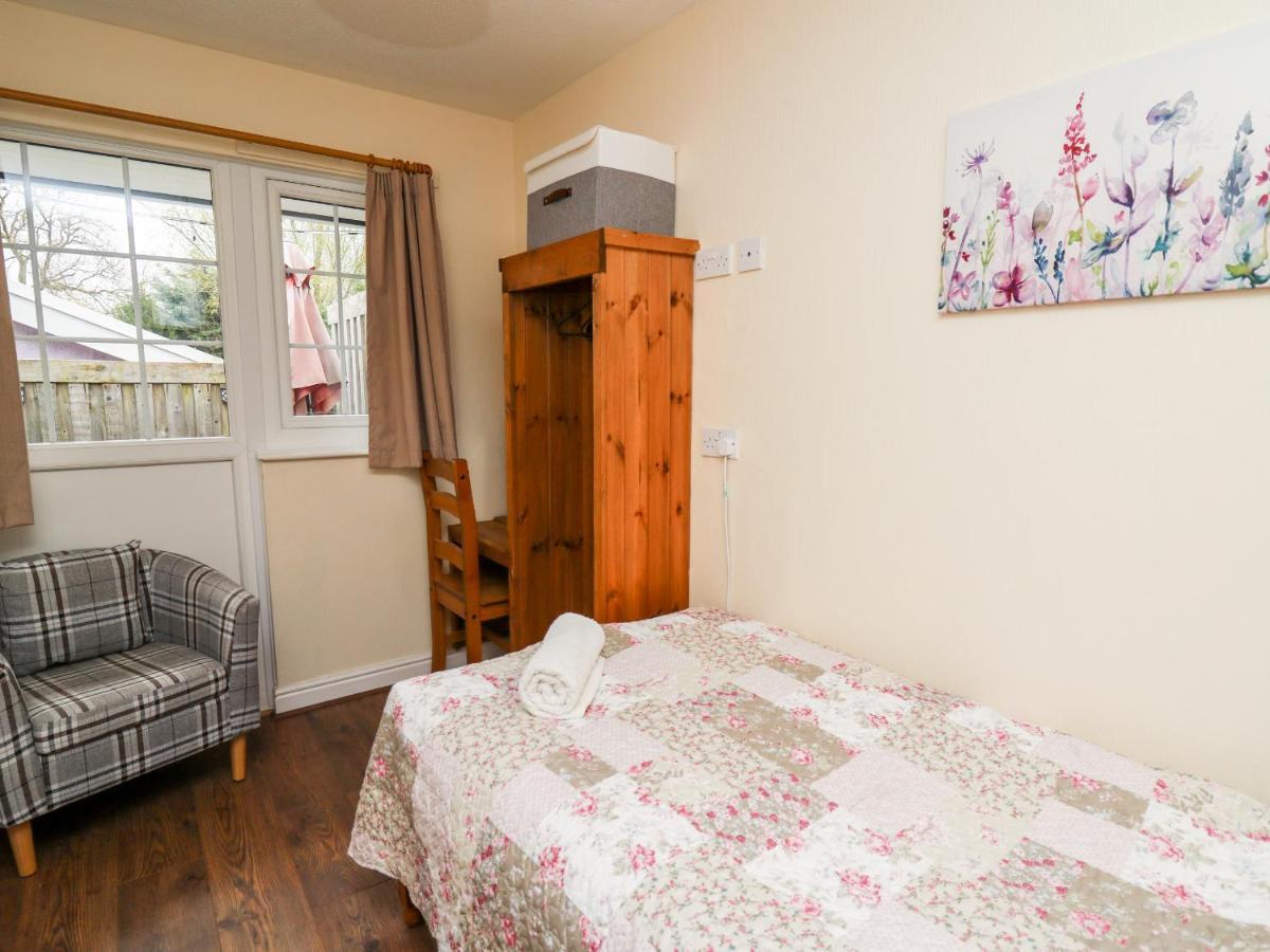 Primrose Cottage 兰德林多德威尔斯 外观 照片